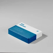 نمودج صندوق كرتوني ابيض اللون, ثلاثي ملتقط من زاوية ثلاثية الأبعاد قابل للتعديل يشمل ملف PSD